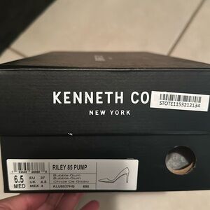 Kenneth Cole 6.5 calf- hair leopard print heels  in Bubble Gum